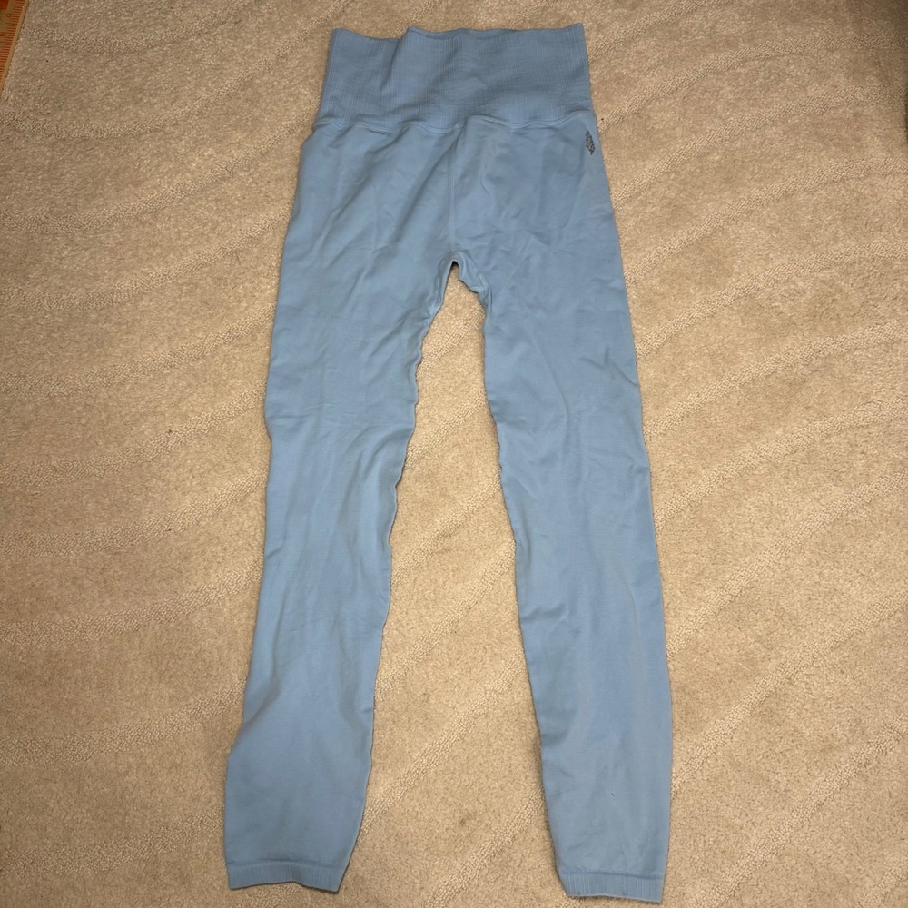 FP Movement Free People Good Karma Leggings M/L Light Blue High Waist 7/8 Yoga